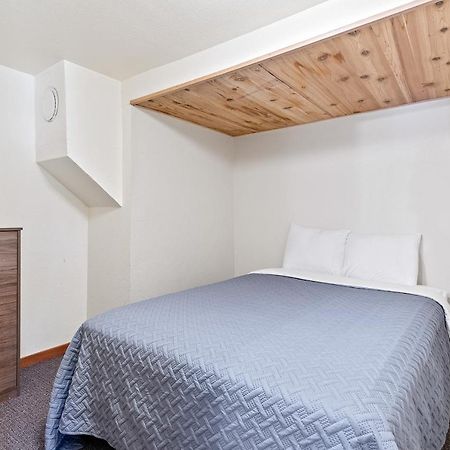 Harney Camp Cabins Hill City Esterno foto