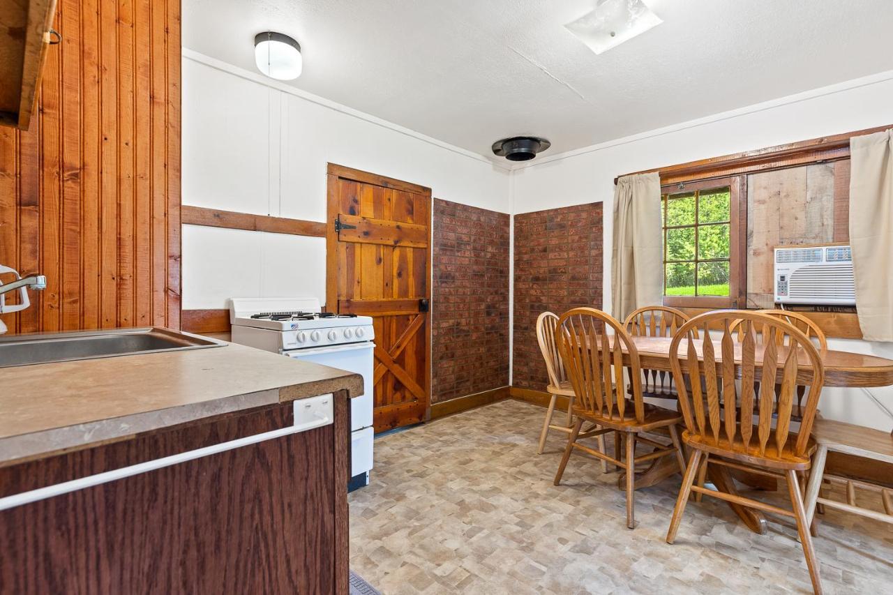 Harney Camp Cabins Hill City Esterno foto