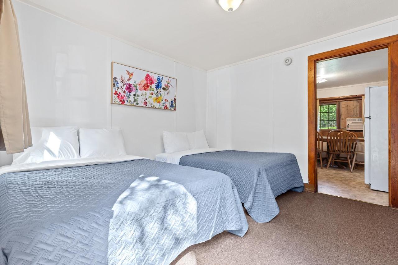 Harney Camp Cabins Hill City Esterno foto