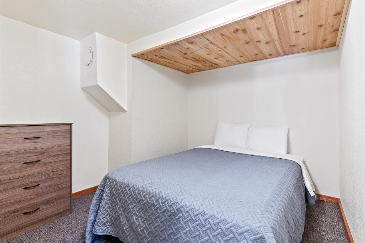 Harney Camp Cabins Hill City Esterno foto