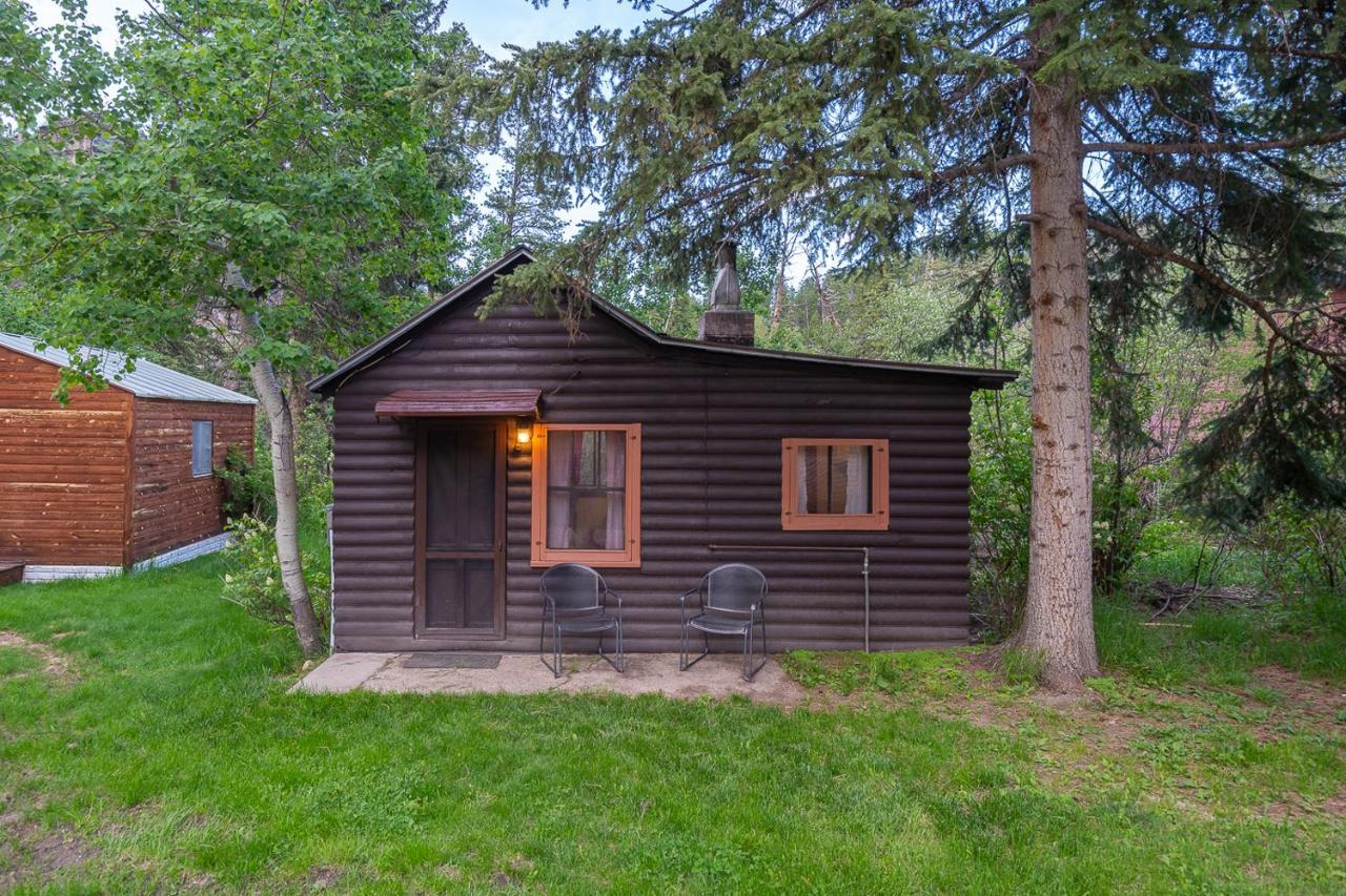 Harney Camp Cabins Hill City Esterno foto